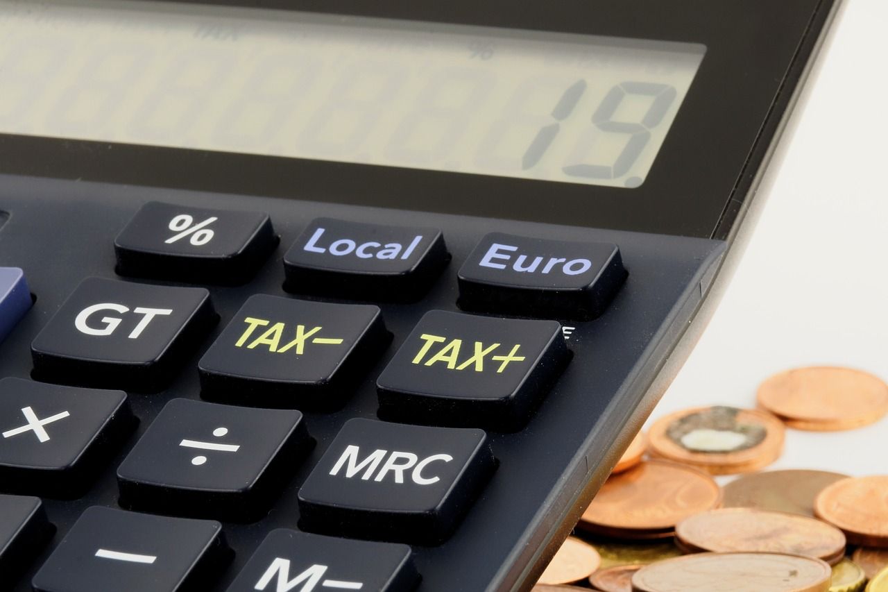 Taxes-on-cryptocurrency.jpg