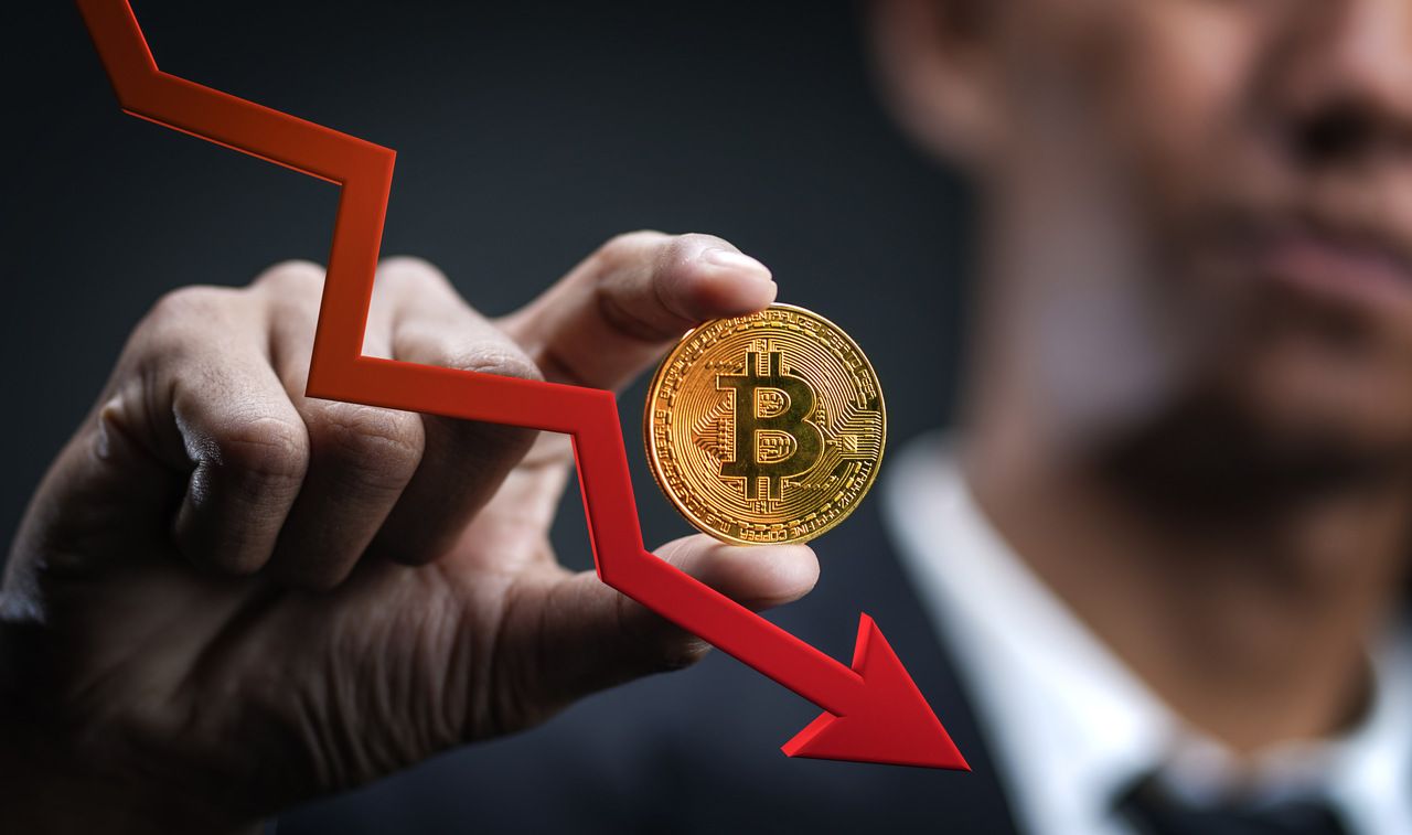 Will Bitcoin Price Crash Again to $50,000 Before Bitcoin Halving?