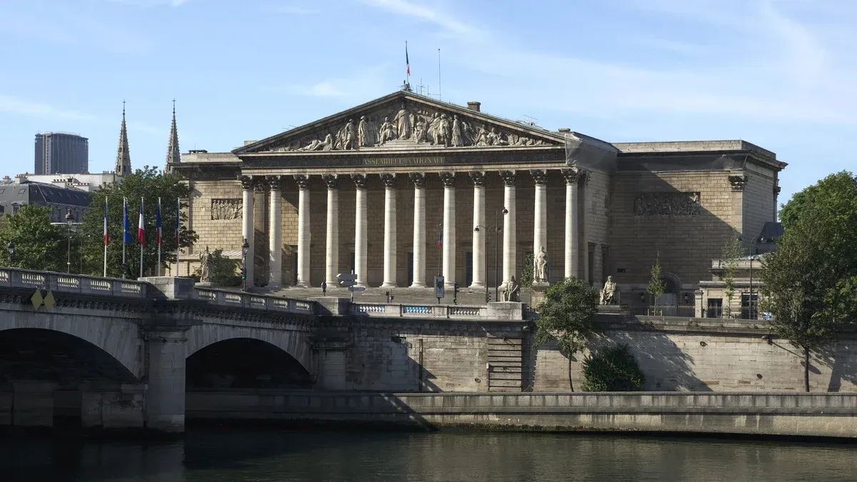 Stablecoin swaps: France plans the tax Germany has had for years